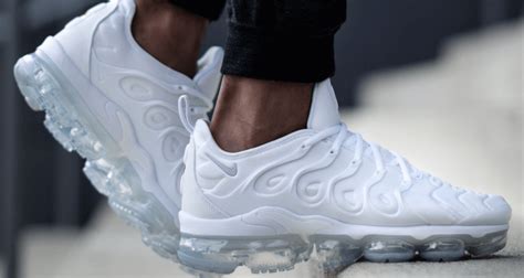 nike vapormax plus weiß damen|Nike air VaporMax Plus price.